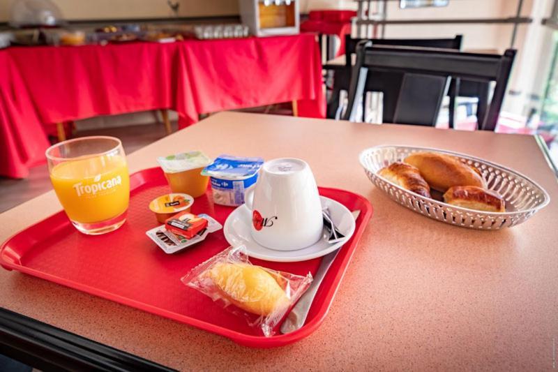 Hotel Le Boischaut - Citotel Châteauroux Екстериор снимка